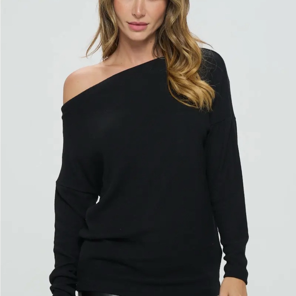 NWT Renee C. Black Off-Shoulder Sweater